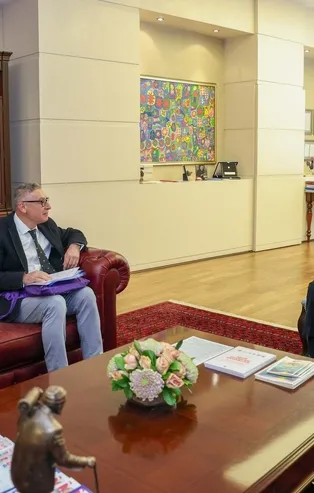 Kemal Kılıçdaroğlu'ndan skandal kabul: 'Kimyasal silah iftirasının merkezi' TTB'nin heyetini ağırladı