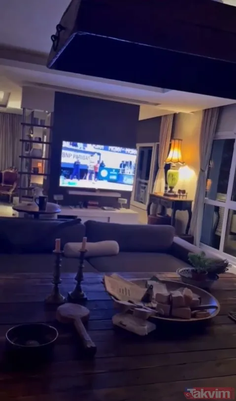 Hülya Avşar’ın boğaz manzaralı evinde sadelik ve lüks bir arada: Hülya’dan çok eve baktım... - 13