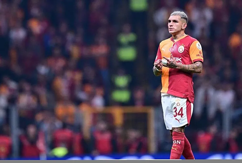 Lucas Torreira ülkesi Uruguay’a gitti!