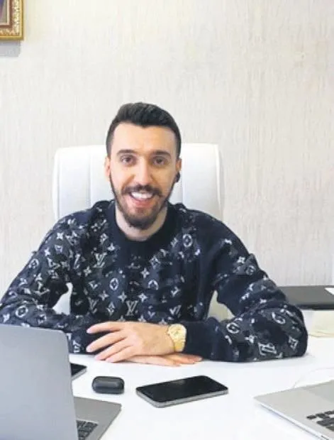 Hadise önceki akşam "En Güçlü Kadın Şarkıcı" ödülü aldı-10