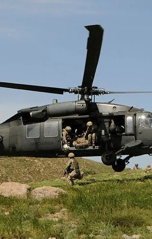 Son dakika: PKK'ya "Yıldırım" darbesi! 3 terörist silahlarıyla birlikte etkisiz hale getirildi