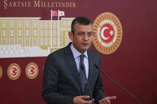 CHP'li Özgür Özel’den Başkan Erdoğan hakkında haddini aşan sözler! AK Parti'den yanıt gecikmedi