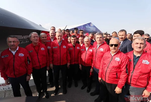 SON DAKİKA: Başkan Recep Tayyip Erdoğan Samsun TEKNOFEST'te KIZIELMA ve HÜRKUŞ'u imzaladı - 9