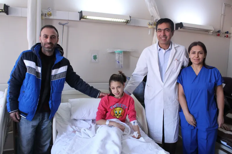 İzmir'de korkunç olay! Gözünü bıçakladı - 6