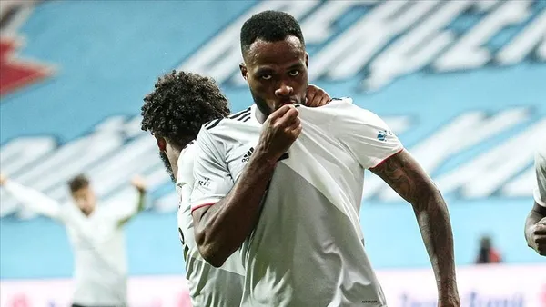 Beşiktaş'tan Domagoj Vida ve Cyle Larin kararı! İç transferde asla fiyat yükseltmeyecek-5