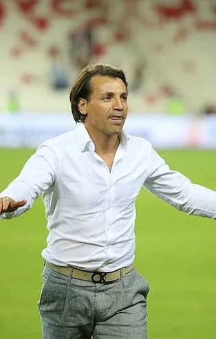 Şenol Güneş'in yerine Tamer Tuna