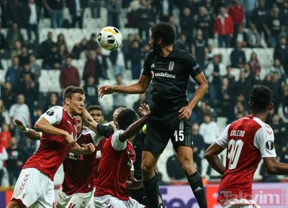 Derbide sürpriz karar! İşte Beşiktaş - Galatasaray maçının 11’leri...