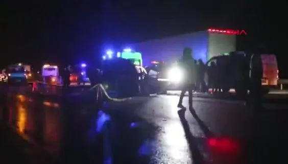 Kastamonu'da katliam gibi kaza! Yolcu otobüsü otomobille çarpıştı: Ölü ve yaralılar var
