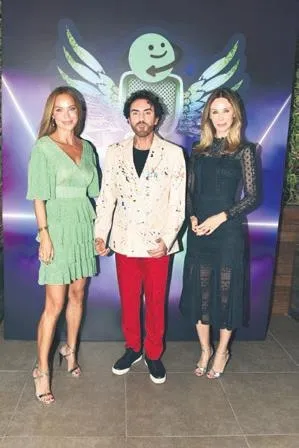 demet-senerden-cocuklarina-onay-cikti-duzgun-isler-yaparlarsa-cok-guzel-para-kazanabilirler-1662674504074.jpeg Demet Şener'den çocuklarına onay çıktı! "Düzgün işler yaparlarsa çok güzel para kazanabilirler”-3