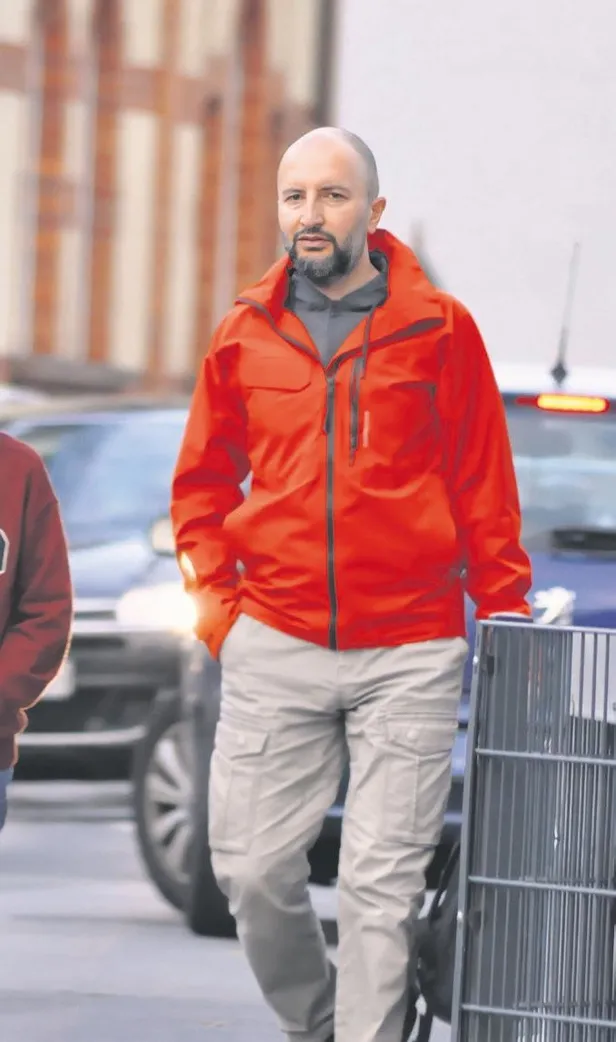 kiyanpeder-kizina-yakistiramadigi-damadini-bicaklayarak-oldurdu-1664492968631.jpeg 'Kıyan'peder! Kızına yakıştıramadığı damadını bıçaklayarak öldürdü! l Yaşam haberleri-7