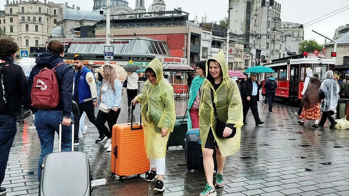 HAVA DURUMU | Meteoroloji'den 80 ile uyarı! 29 il için "sarı" alarm! Ankara ve İstanbul için saat verildi