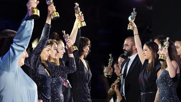 2021-58-antalya-altin-portakal-film-festivali-hakkinda-bilgi-festival-nerede-biletleri-ne-kadar-1632810740507.jpg 2021 58. Antalya altın portakal film festivali hakkında bilgi: Festival nerede, biletleri ne kadar?-4