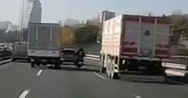 TEM’de tehlike! Motosikleti sıkıştıran kamyonet şoförü gözaltına alındı