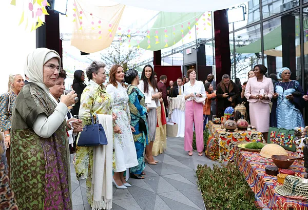 Emine Erdoğan, New York'taki Türkevi'nde Afrika tanıtım programına ev sahipliği yaptı - 25