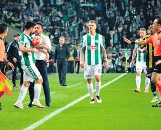 Vitor Pereira’yı Kjaer sakinleştirdi