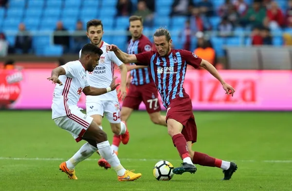 Trabzon'da büyük şok! Fırtına kendi evinde kayıp-1