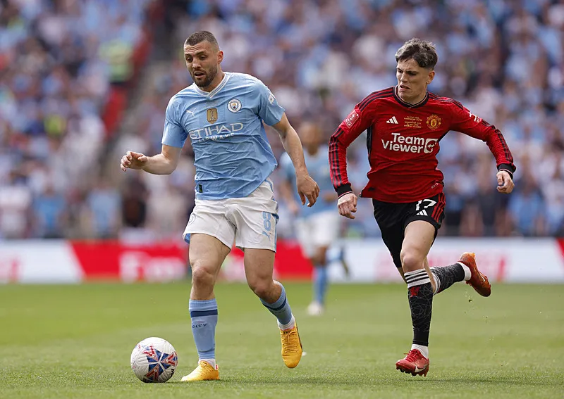 Pep Guardiola'nın gözdesi Galatasaray'a! Torreira transferi duyunca havalara uçacak - 14