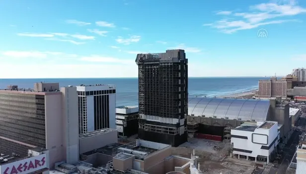 Trump Plaza Otel ve Casino yıkıldı