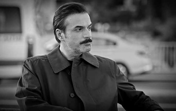 17 yıllık evlilik tek celsede bitmişti! Ufuk Özkan’ın eski eşi merak konusu oldu! O da tanıdık çıktı - 12