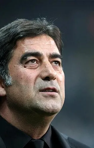 Ünal Karaman kaçan 2 puana yanıyor: