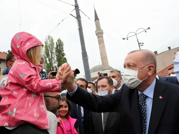 baskan-erdogandan-saraybosnada-kuran-tilaveti-1630270800795.jpg Başkan Erdoğan'dan Saraybosna'da Kur'an tilaveti-2