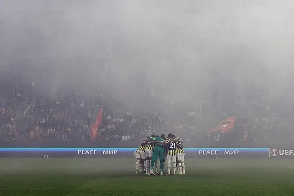 son-dakika-fenerbahce-rennes-deplasmanindan-beraberlikle-donuyor-1663275831412.jpeg Son dakika: Fenerbahçe Rennes deplasmanından beraberlikle dönüyor!-4