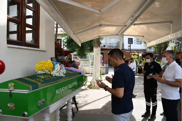 dugun-hazirliklari-yaparken-meksikada-hayatini-kaybeden-arzu-nena-buttun-annesi-kizinin-gelinligini-istiyor-1625321760581.jpg Düğün hazırlıkları yaparken Meksika'da hayatını kaybeden Arzu Nena Butt'un annesi kızının gelinliğini istiyor-7