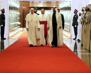 Papa ziyarete gitti! Tarihte bir ilk!