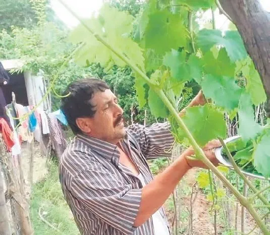 kahramanmarasta-feci-kaza-kamyon-cenaze-namazi-kilanlarin-arasina-daldi-6-olu-ve-yaralilar-var-1694301620933.jpeg Kahramanmaraş'ta feci kaza: Kamyon cenaze namazı kılanların arasına daldı! 6 Ölü ve yaralılar var-4