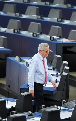 Avrupa birbirine girdi!