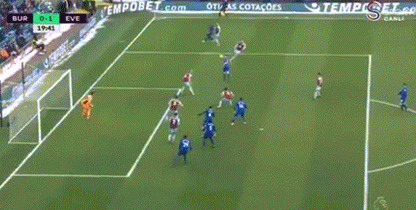 Cenk Tosun Premier Lig'deki ilk golünü attı-1