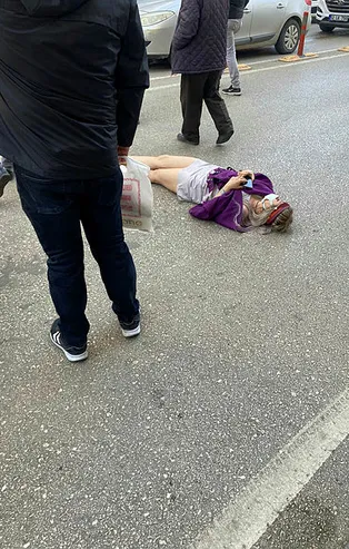 Ordu'da şoke eden olay! Genç kadın önce akan trafikte yol ortasına yattı sonra denize atladı!