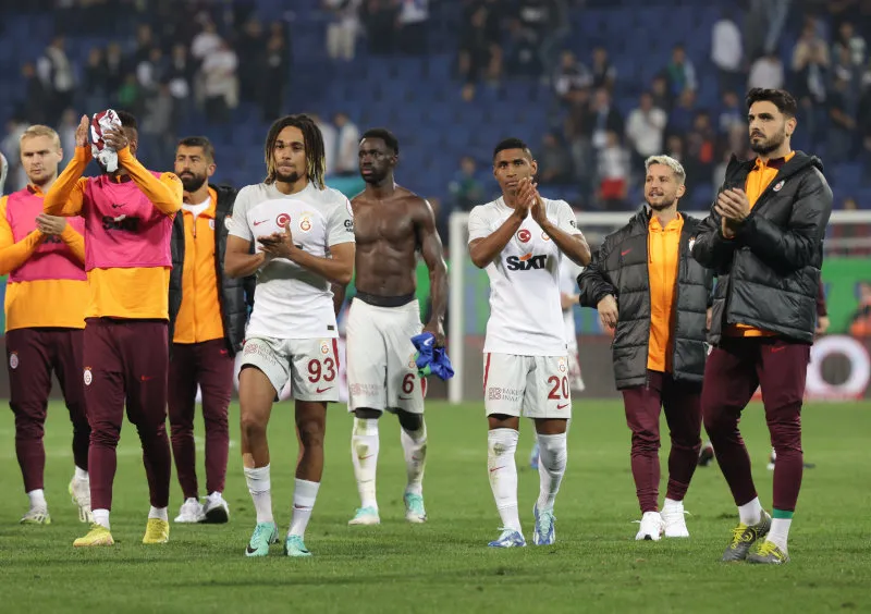 Galatasaray'da 2 ayrılık birden! Sınıfta kaldılar - 5