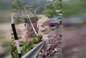 Hindistan’da sel: En az 18 ölü