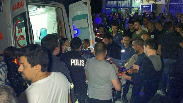 Kocaeli'de freni boşalan kamyon dehşet saçtı! Baba ve kızı son anda kurtuldu-4