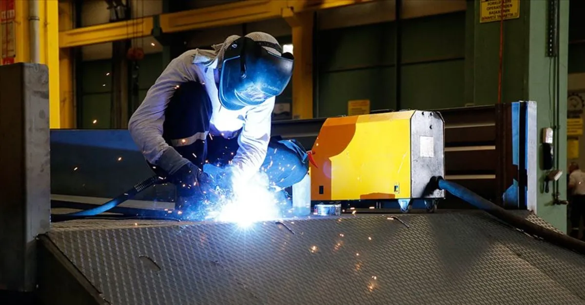 Son dakika: Sanayi üretimi ocakta arttı