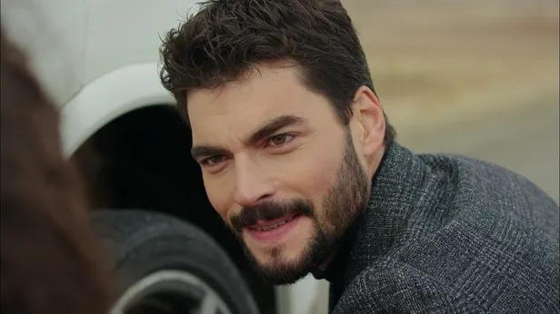 hercai-25-yeni-bolum-fragmani-yayinlandi-mi-mirani-inanmadigi-gerceklerin-pesine-dusuyor-1575660225640.jpg Hercai 25. yeni bölüm fragmanı yayınlandı mı? Miran'ı inanmadığı gerçeklerin peşine düşüyor!-1