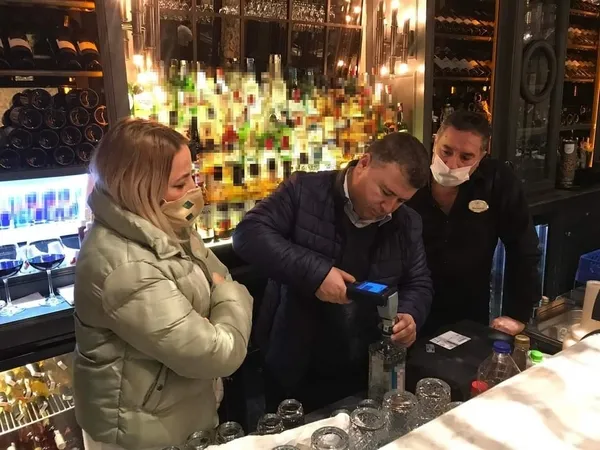 sislide-yilbasi-denetimi-1640773096094.jpg Eğlence mekanlarına yılbaşı denetimi!-2