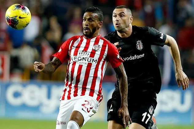 Kartal'dan kritik 3 puan | Antalyaspor 1-2 Beşiktaş (MAÇ SONUCU)