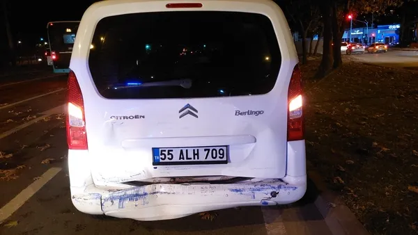 Son dakika: Samsun'da zincirleme kaza: 4 yaralı-2