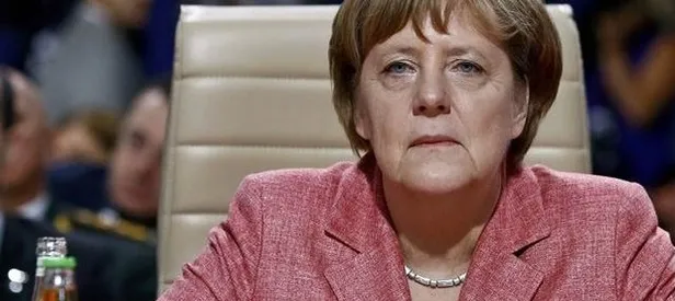 Avrupa Parlamentosu da Merkel'e karşı