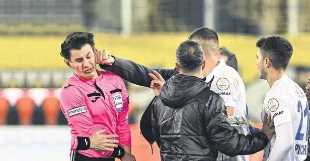 'Top'tan tartışma! Hakem Meler, Emre Belözoğlu'nu suçladı |  Görüntüler ortaya çıktı