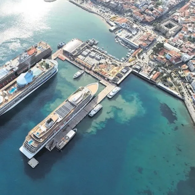 Miami değil Kuşadası