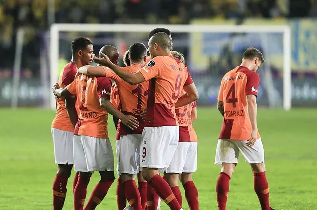 Şampiyon'dan 3 gollü açılış I Ankaragücü: 1 - Galatasaray: 3 (MAÇ SONUCU)