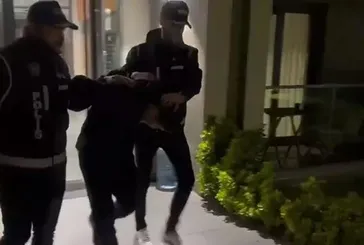 Interpol kırmızı bültenle arıyordu!