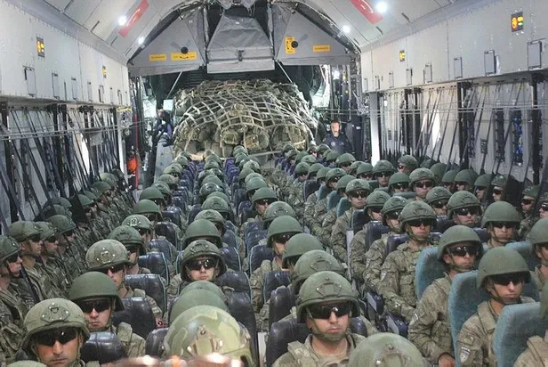 turk-askerinin-kosovaya-2nci-ve-3uncu-intikal-ucusu-tamamlandi-1686089028015.jpeg Türk askerinin Kosova'ya 2'nci ve 3'üncü intikal uçuşu tamamlandı-2