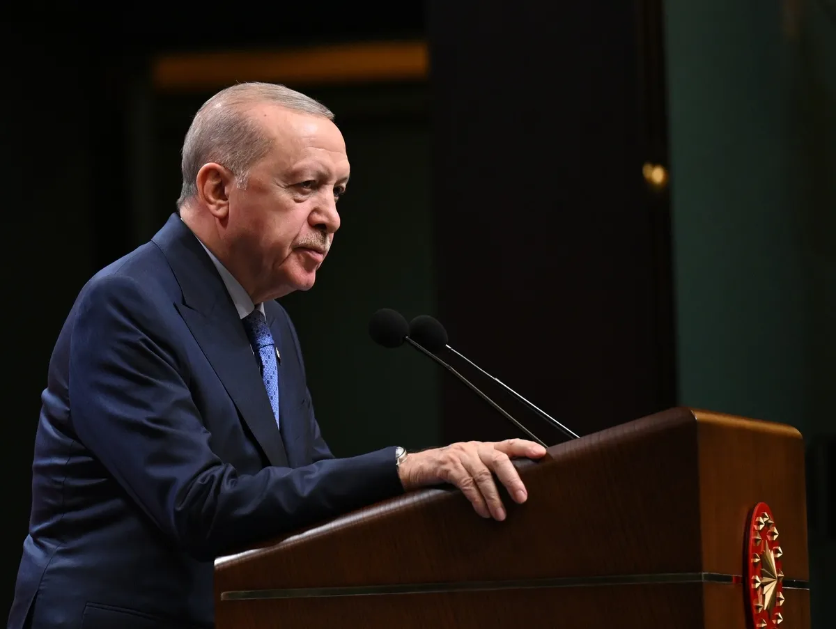 Özgür Özel’in sokak provokasyonuna sert yanıt! Başkan Erdoğan noktayı koydu: Türkiye sokakta bulunmadı-8