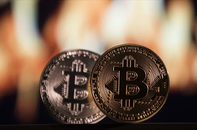 Bitcoin ve Ethereum'da kayıp yüzde 50'yi aştı! Çöküş devam ediyor