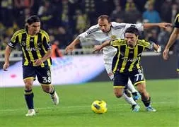 Gökhan’dan Emre Belözoğlu’na...