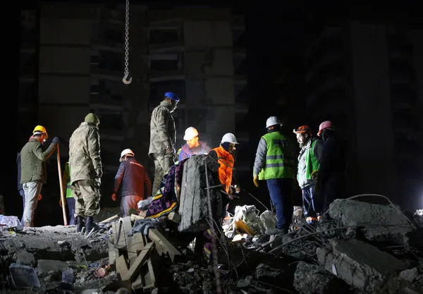 deprem-degil-kiyamet-ortaya-cikan-enerji-buyuk-yikimi-getirdi-haitinin-300-kati-1676097946782.jpg Deprem değil kıyamet! Ortaya çıkan enerji büyük yıkımı getirdi: Haiti'nin 300 katı-2